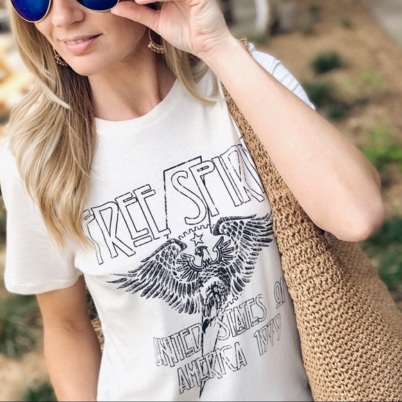 Infinity Raine Tops - FREE SPIRIT GRAPHIC TEE-VINTAGE-OFF WHITE